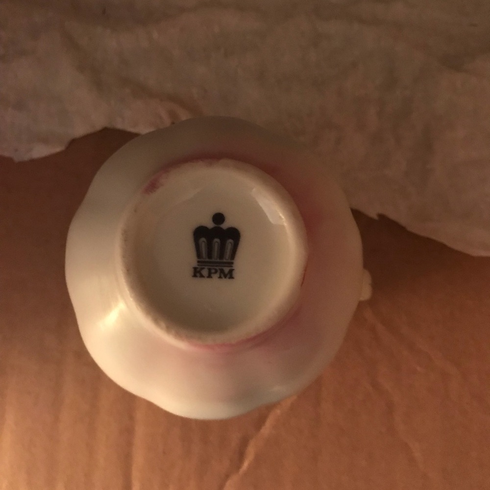 Lusterware Cream Pitcher - Picture 5 of 5